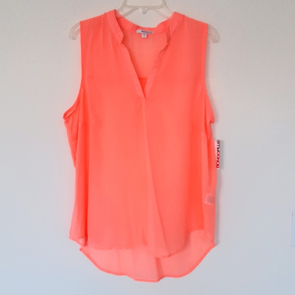 BONGOPLUS Tops - BONGOPLUS woven top NWT